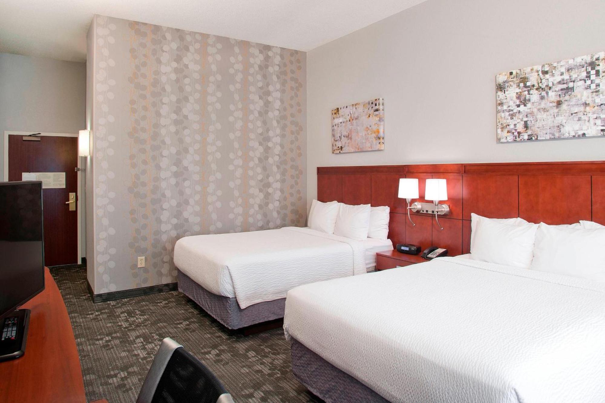 Courtyard By Marriott Charlotte Ballantyne Екстер'єр фото
